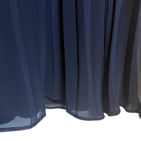 BB Dakota Sleeveless‎ Pleated Navy Swing Mini Dress Size S - Picture 2 of 5